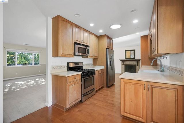 30245 Treeview Street, Hayward, CA 94544