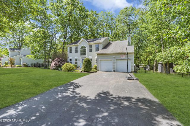 15 Coral Drive, Howell, NJ 07731