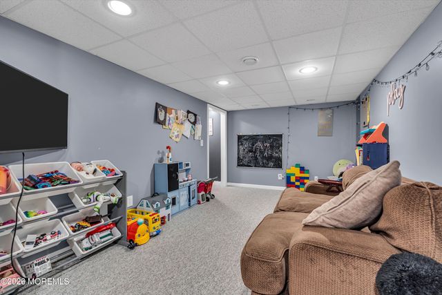 15 Coral Drive, Howell, NJ 07731