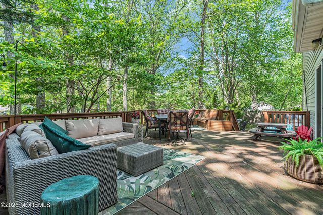 15 Coral Drive, Howell, NJ 07731
