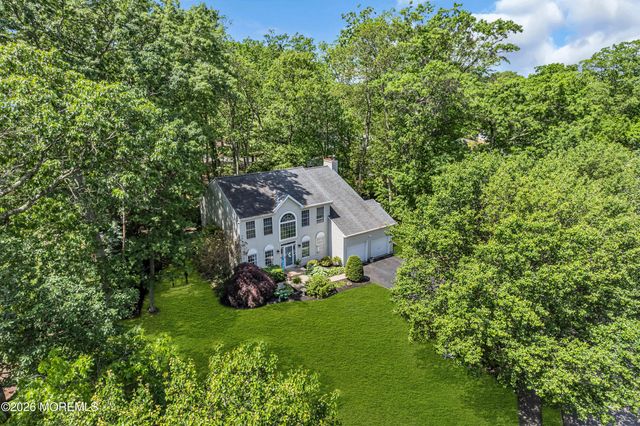 15 Coral Drive, Howell, NJ 07731