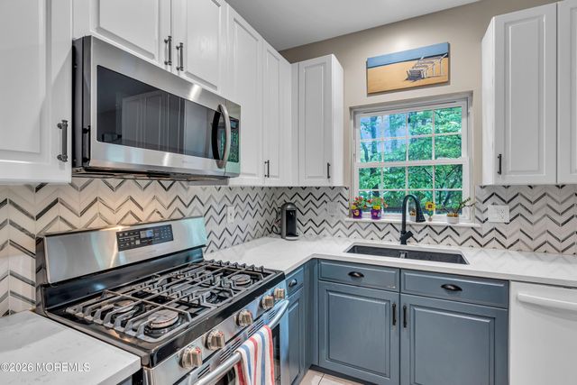 15 Coral Drive, Howell, NJ 07731