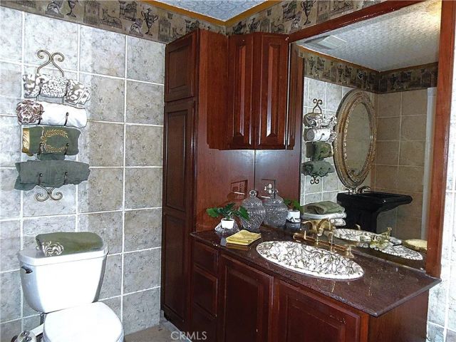 1626 Zinnia, Corona, CA 92882