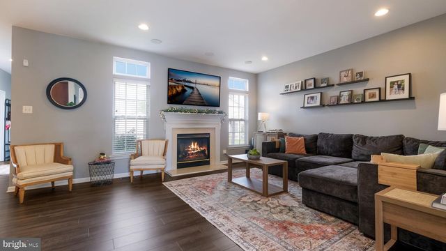 204 KULP DR, Perkasie, PA 18944