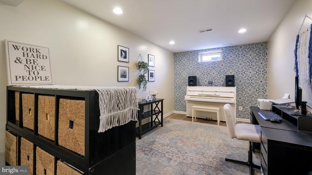 204 KULP DR, Perkasie, PA 18944