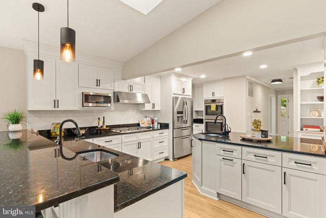 7154 CHESTERFIELD DR, Warrenton, VA 20187