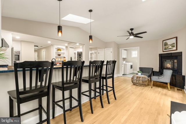 7154 CHESTERFIELD DR, Warrenton, VA 20187