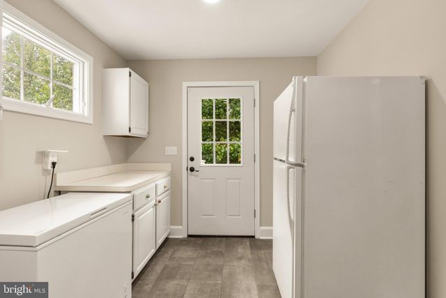 7154 CHESTERFIELD DR, Warrenton, VA 20187