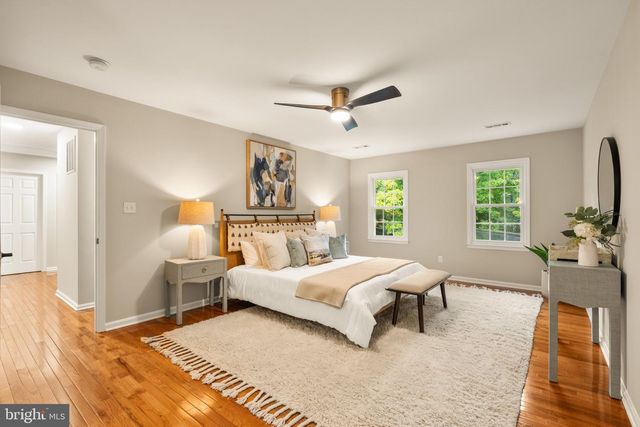 7154 CHESTERFIELD DR, Warrenton, VA 20187