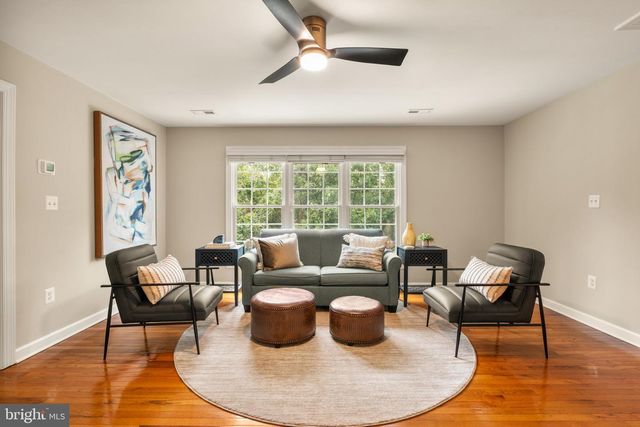 7154 CHESTERFIELD DR, Warrenton, VA 20187