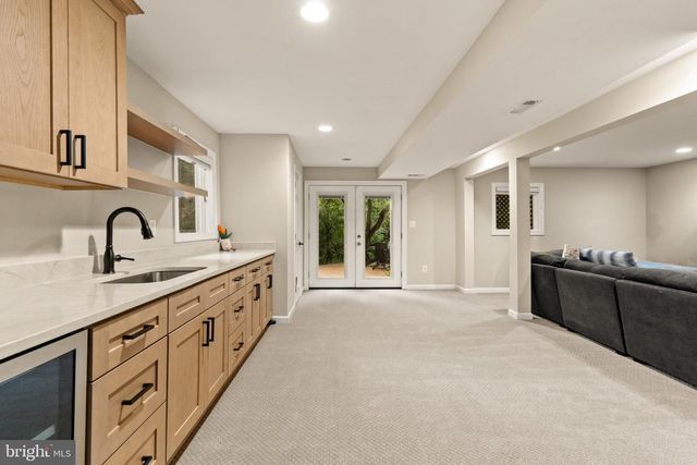 7154 CHESTERFIELD DR, Warrenton, VA 20187