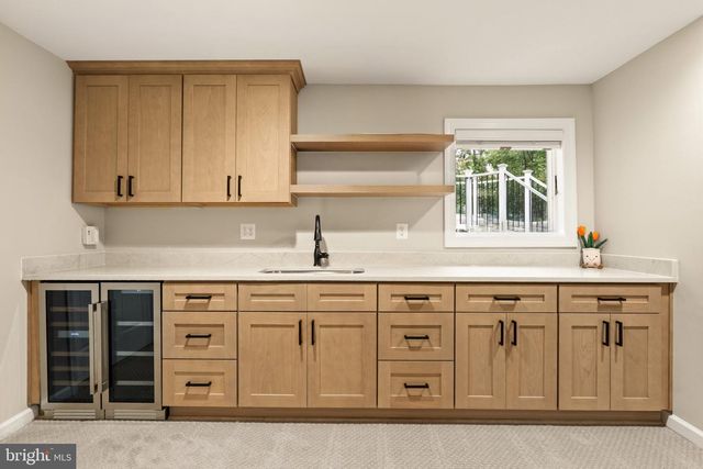 7154 CHESTERFIELD DR, Warrenton, VA 20187