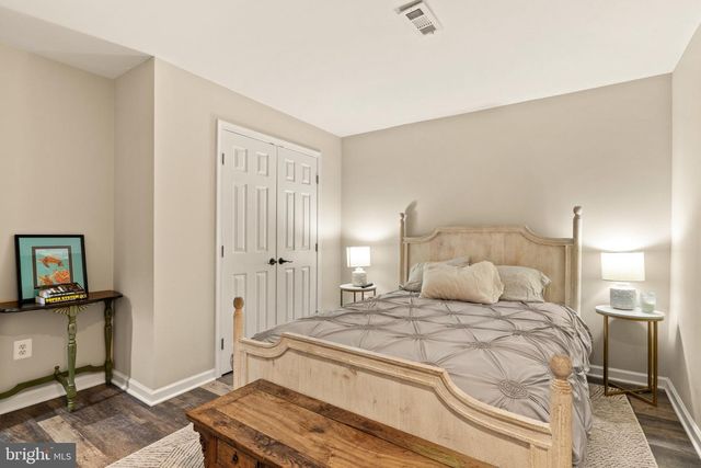 7154 CHESTERFIELD DR, Warrenton, VA 20187