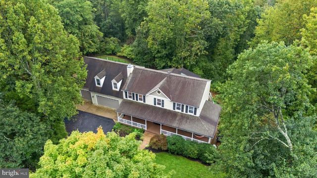 7154 CHESTERFIELD DR, Warrenton, VA 20187