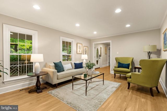7154 CHESTERFIELD DR, Warrenton, VA 20187