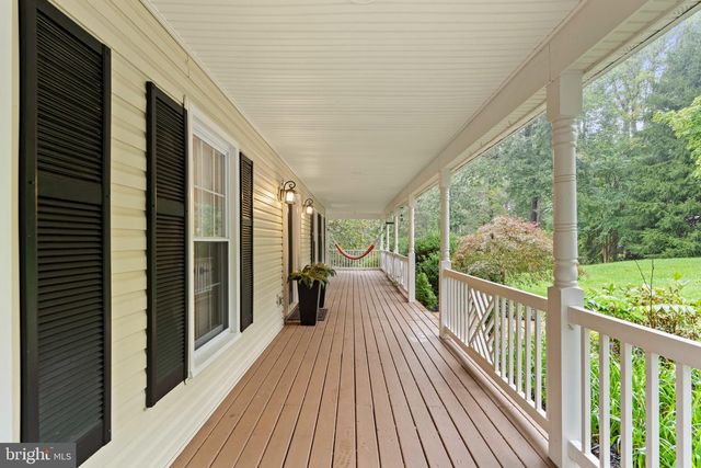7154 CHESTERFIELD DR, Warrenton, VA 20187