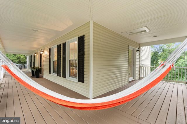 7154 CHESTERFIELD DR, Warrenton, VA 20187