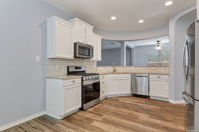 9431 Red Stable Rd, San Antonio, TX 78254