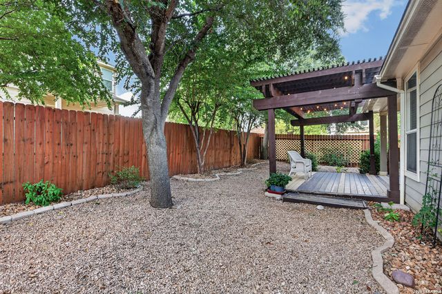 9431 Red Stable Rd, San Antonio, TX 78254
