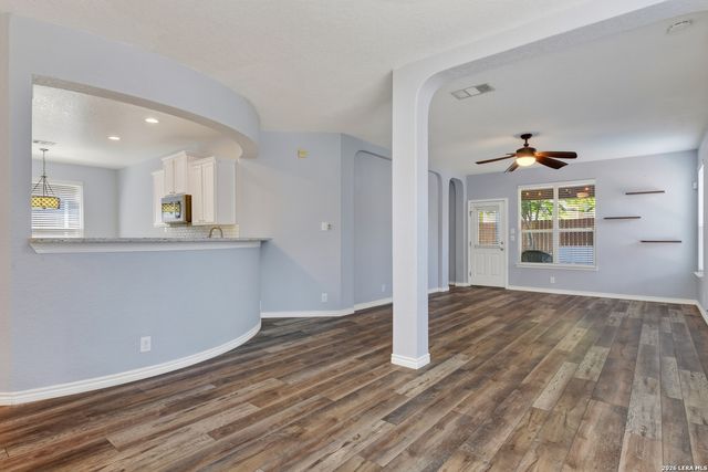 9431 Red Stable Rd, San Antonio, TX 78254