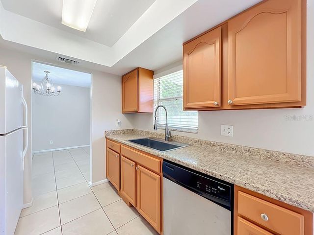 573 BENJAMIN FRANKLIN PLACE, Orlando, FL 32809