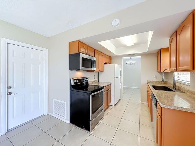 573 BENJAMIN FRANKLIN PLACE, Orlando, FL 32809