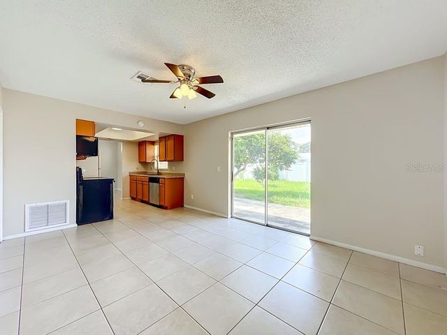 573 BENJAMIN FRANKLIN PLACE, Orlando, FL 32809