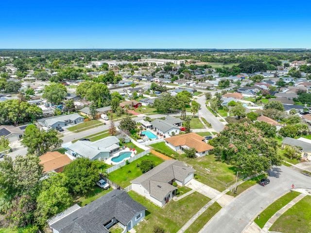 573 BENJAMIN FRANKLIN PLACE, Orlando, FL 32809