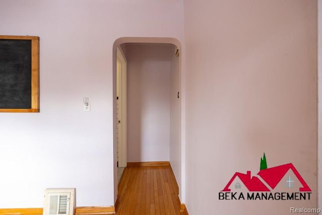 26627 Rialto Street, Madison Heights, MI 48071