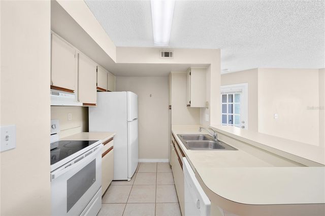 441 FOUNTAINHEAD CIRCLE 174, Kissimmee, FL 34741