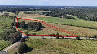 17 Groaning Rock Road, Commerce, GA 30530