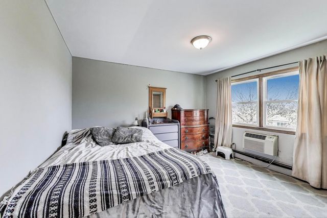 8812 45th Place 12, Brookfield, IL 60513