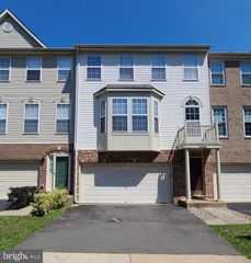 6723 DOROTHY GILES CT, Alexandria, VA 22315