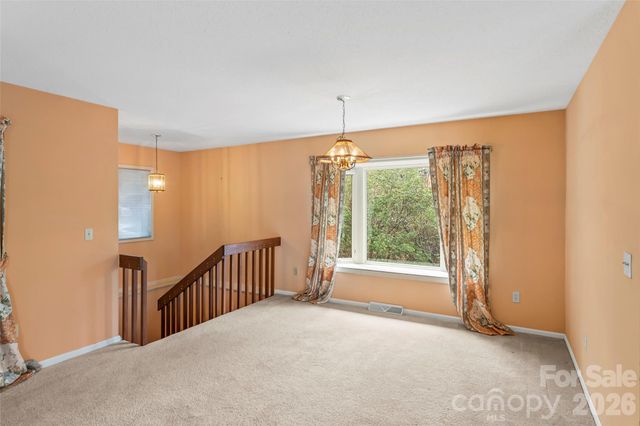 101 Sali Court, Brevard, NC 28712