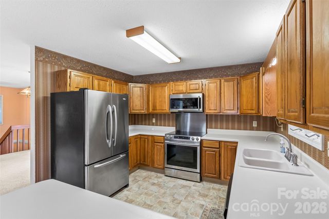 101 Sali Court, Brevard, NC 28712