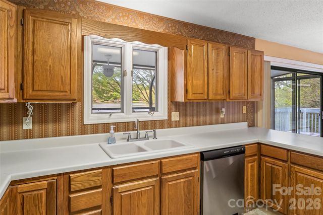 101 Sali Court, Brevard, NC 28712
