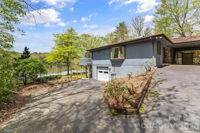 101 Sali Court, Brevard, NC 28712