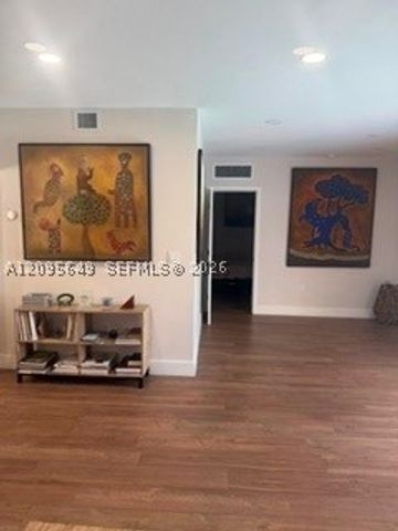 5760 W 14th Ave, Hialeah, FL 33012