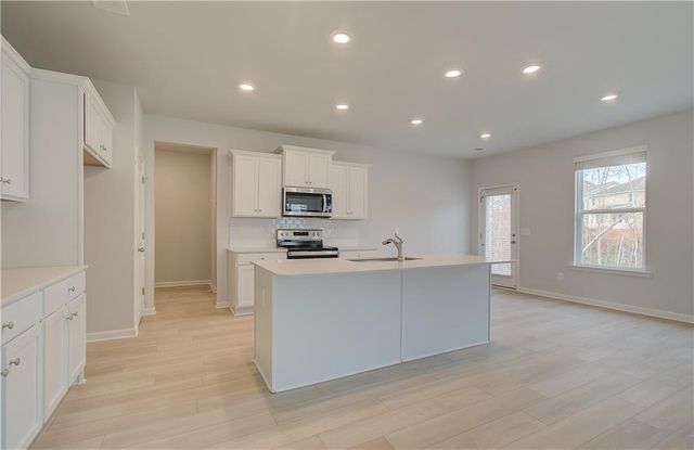 35 Barge Lane, Covington, GA 30016
