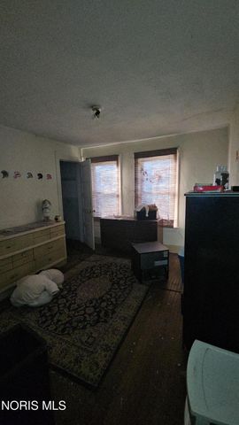 219 Eastern Avenue, Toledo, OH 43609