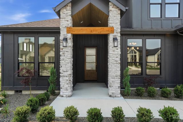 536 Century Ave, Middleton, ID 83644