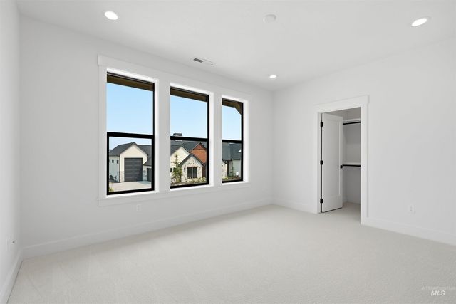 536 Century Ave, Middleton, ID 83644