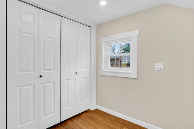 86 Albert St, West Springfield, CT 06117