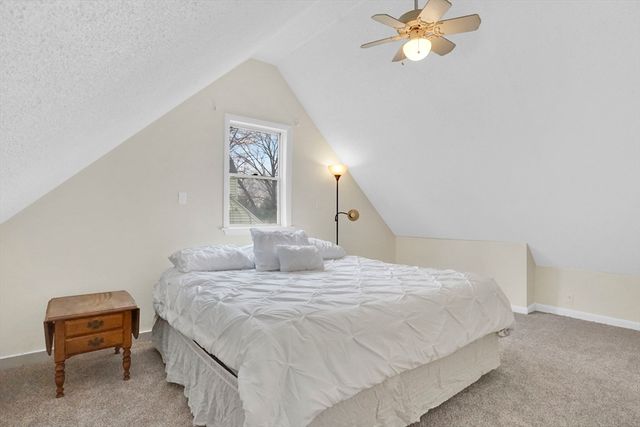 86 Albert St, West Springfield, CT 06117