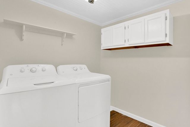 86 Albert St, West Springfield, CT 06117