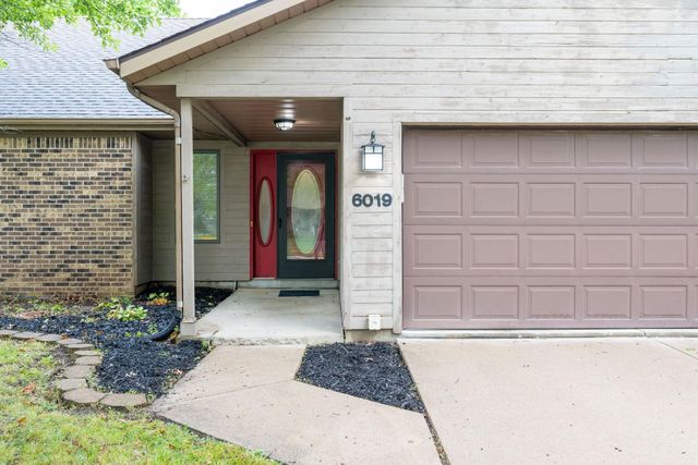 6019 Tomahawk Trail, Fort Wayne, IN 46804