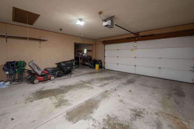 6019 Tomahawk Trail, Fort Wayne, IN 46804