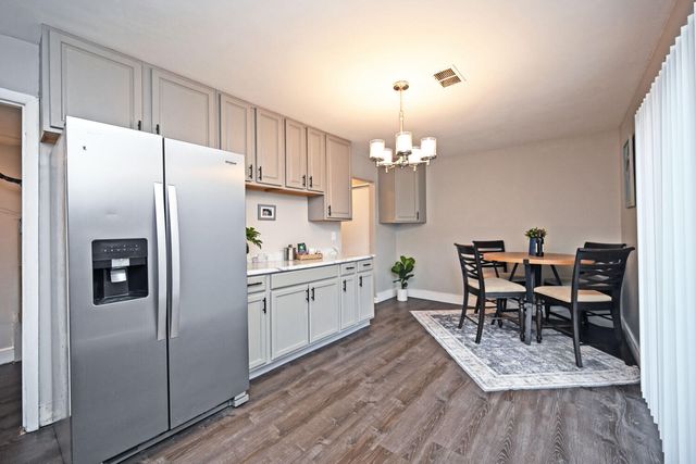 6964 Curtis Way, Florence, KY 41042