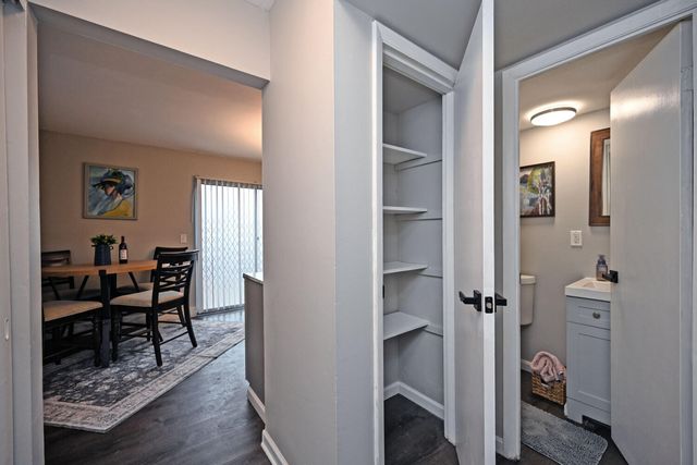 6964 Curtis Way, Florence, KY 41042