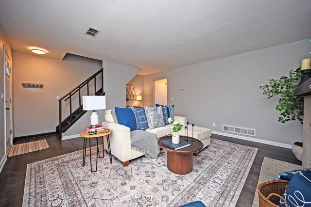 6964 Curtis Way, Florence, KY 41042